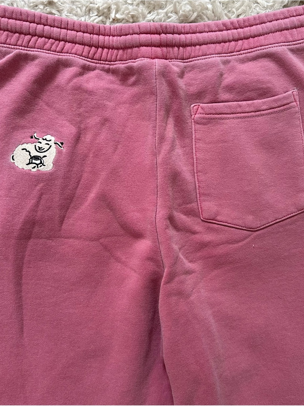 Emma Chamberlain - Chamberlin Coffee Sweatpants - Picture 4 of 4